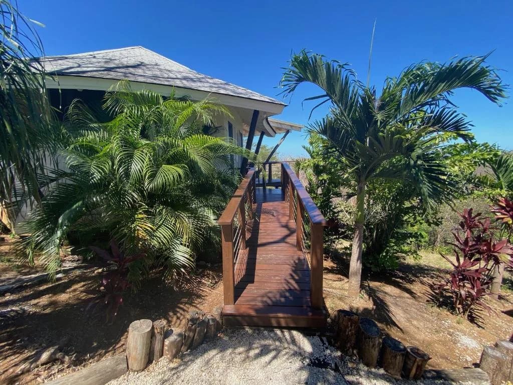 ⁠King Suite Sea View - 2