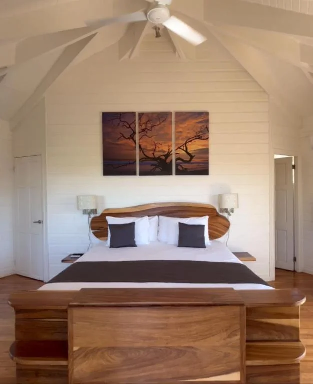 King Suite Jungle View